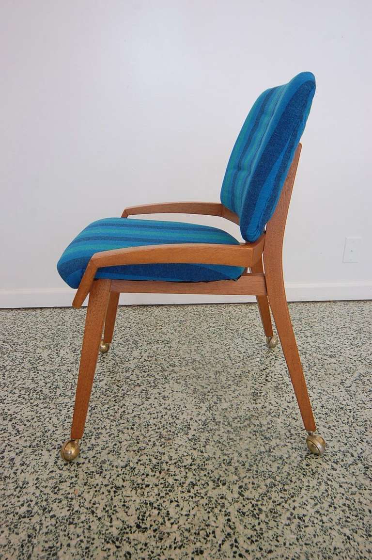 Mid-Century Slipper Vanity Chair 4
