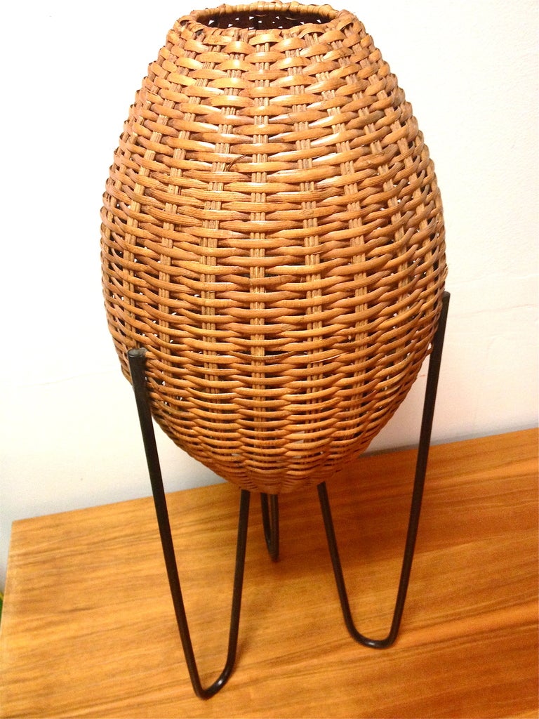 MidCentury Tripod Hairpin Table Lamp with Rattan Shades at 1stDibs