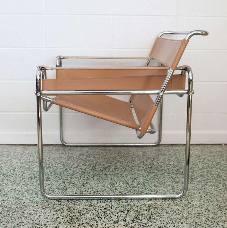 Wassily Chair By Marcel Breuer for Knoll In Good Condition In St. Louis, MO