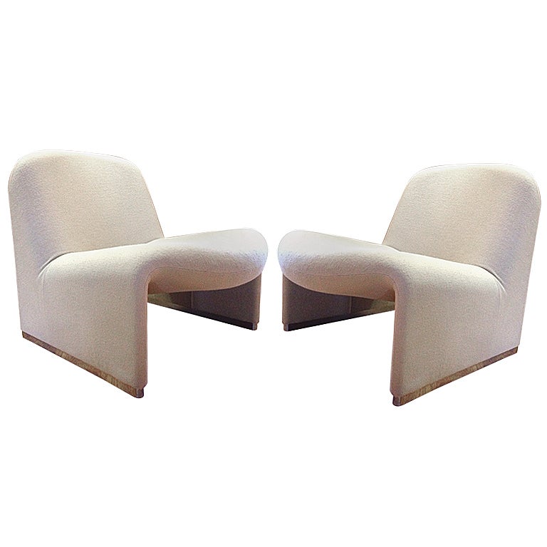 Pair Of Alky Chairs By Giancarlo Piretti For Castelli At 1stdibs