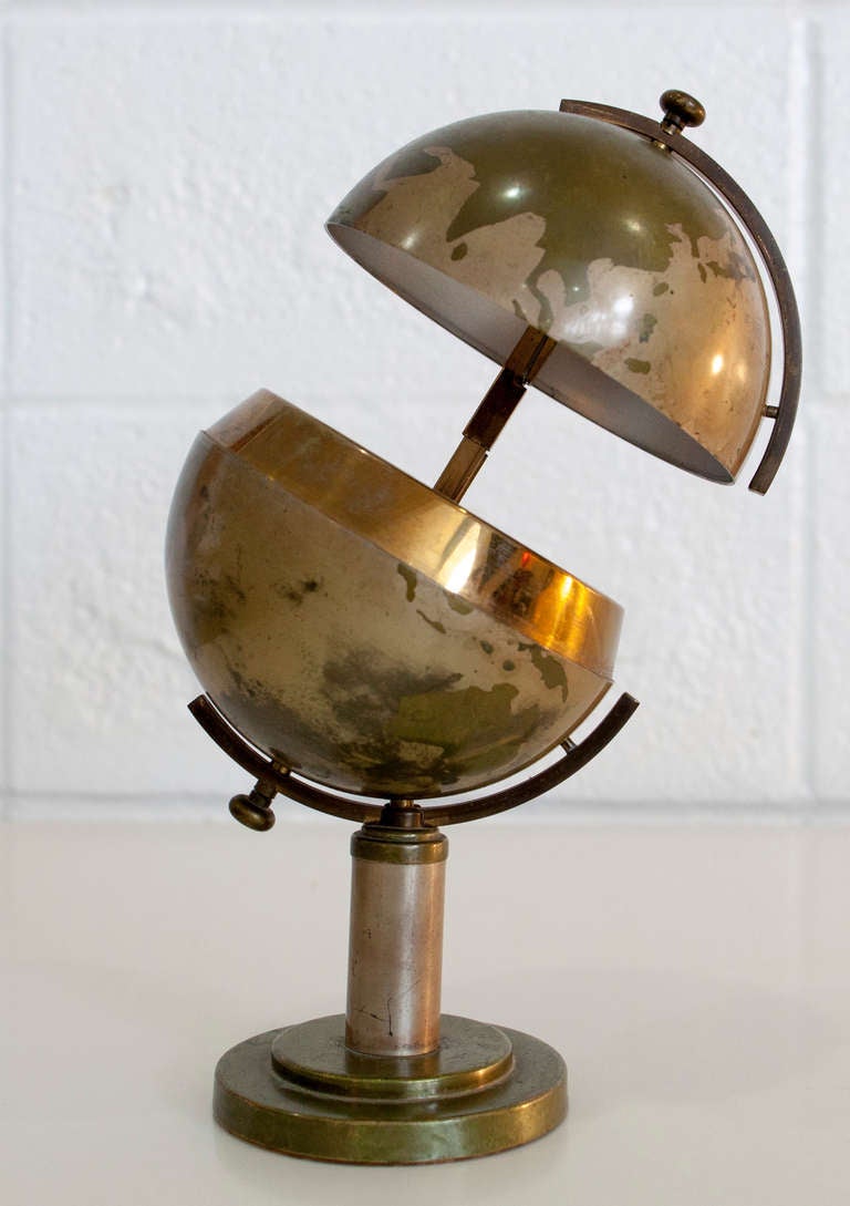 globe cigarette dispenser