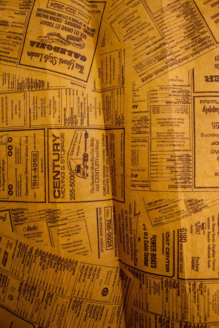 Vintage Gelbe Seiten Papier Kleid Einweg-Kleid Seltene Pop-Art 1966 (amerikanisch)