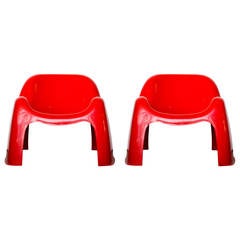 Pair of Mid-Century Modern Red Artemide Milano Toga Armchairs by Sergio Mazza