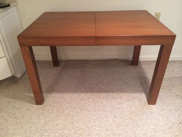 Early George Nelson Walnut Dining Table In Excellent Condition In St. Louis, MO