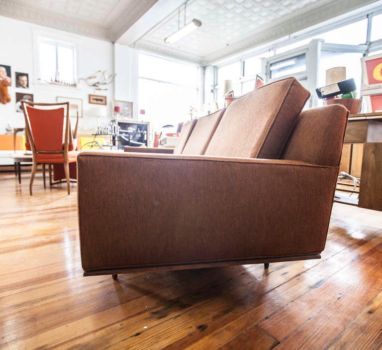 Long + Low Selig Mid-Century Modern Sofa  In Excellent Condition In St. Louis, MO