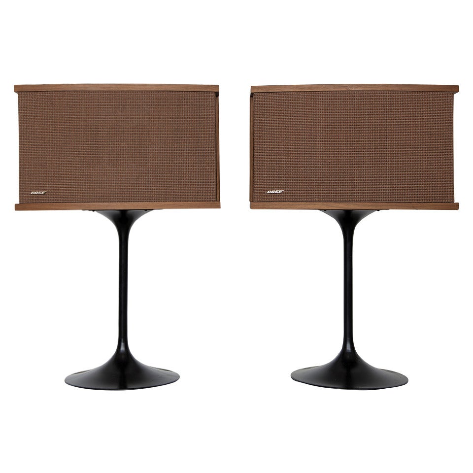 Paire d'enceintes Tulip de Bose:: de style moderne du milieu du siècle dernier
