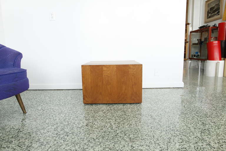 American Pair of Pedestal Display End Tables after Milo Baughman