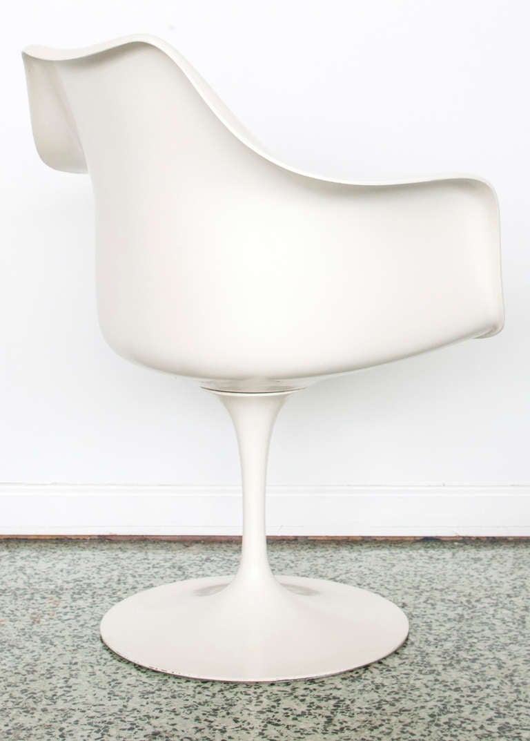 Four Saarinen Tulip Dining Chairs for Knoll 2