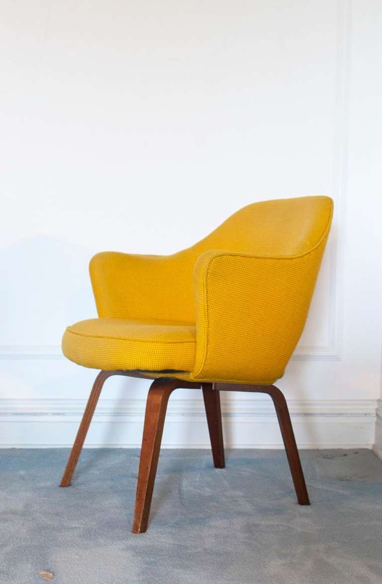 Pair (2) Vintage Saarinen Executive Knoll Lounge Chairs at 1stDibs