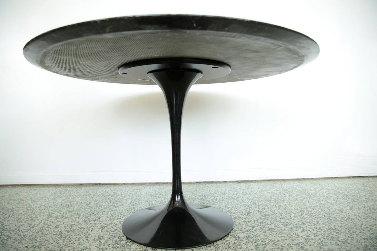 Contemporary Knoll Saarinen Marble-Top Dining Table