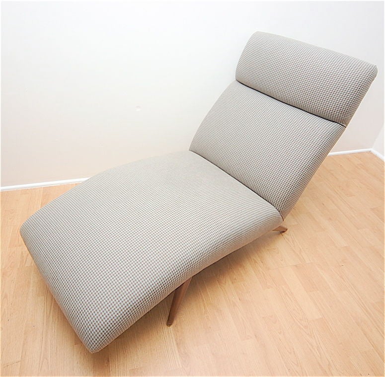 mid century chaise lounge chair