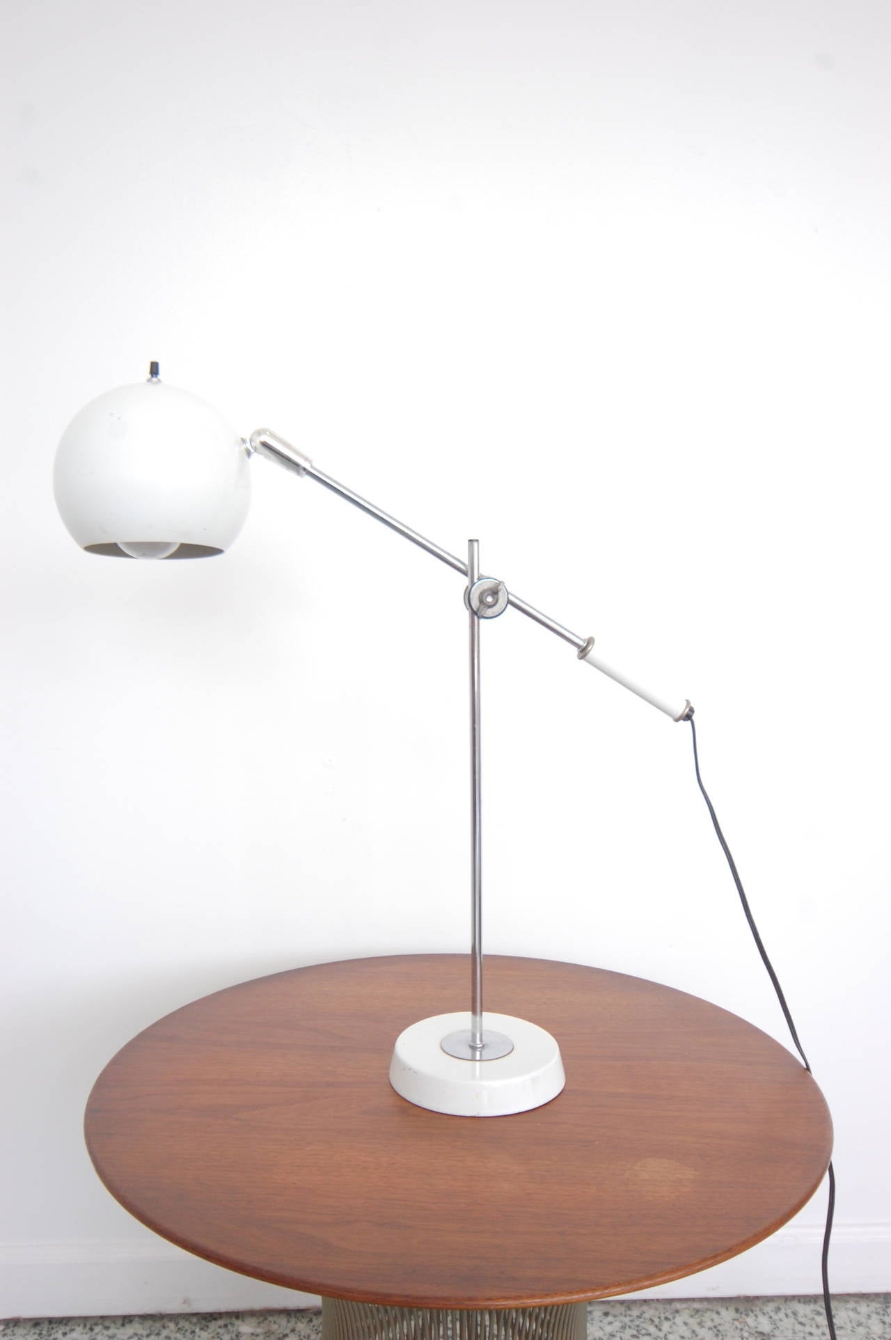 White Lightolier Ball Table Desk Lamp 1