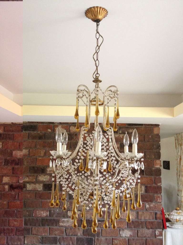 Beautiful handblown vintage teardrop chandelier. Working condition.