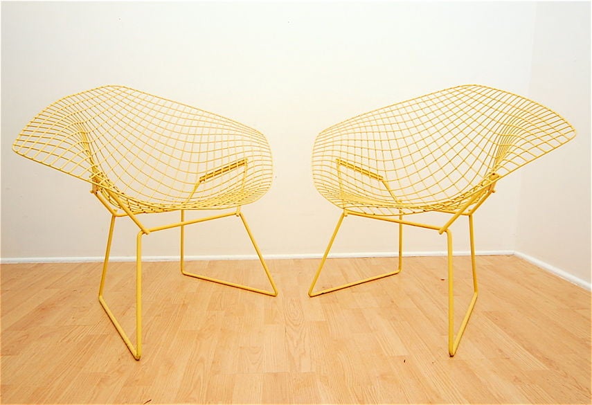 Iron Pair of Diamond Chairs By Harry Bertoia For Knoll