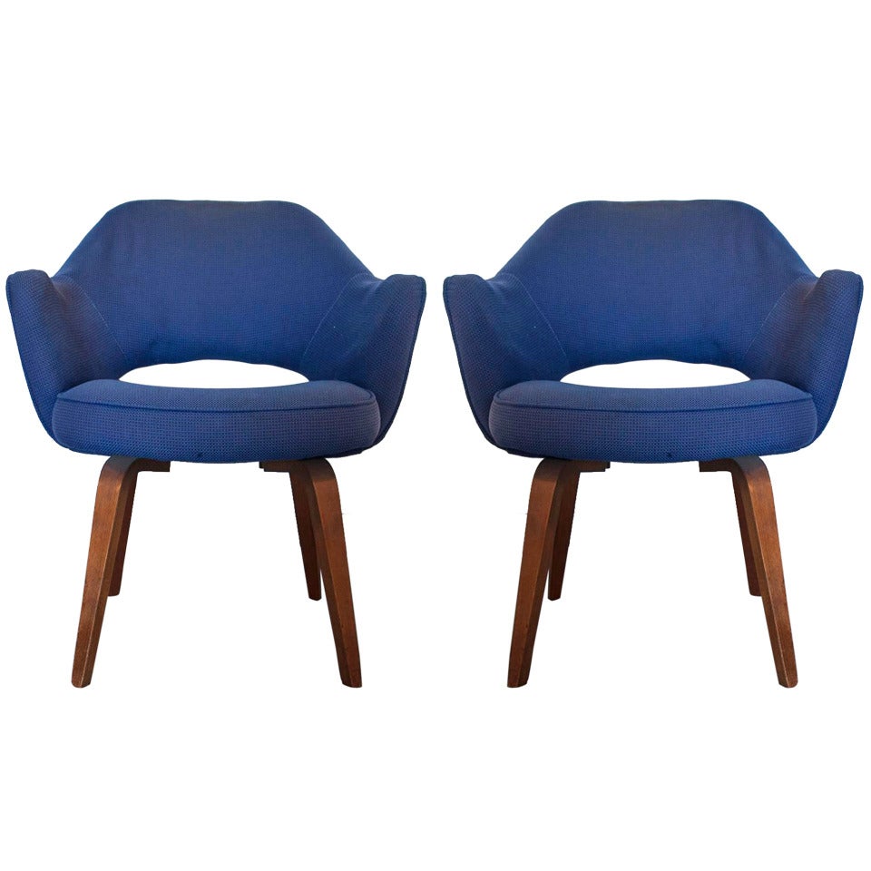 Pair (2) Vintage Saarinen Executive Knoll Lounge Chairs