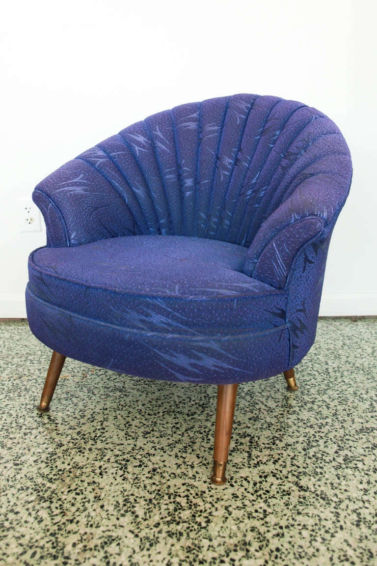 Very nice pair of cobalt blue slipper chairs with scalloped fan back. original upholstery.