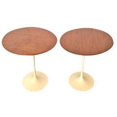 Pair of Early Eero Saarinen Tulip Side Tables by Knoll