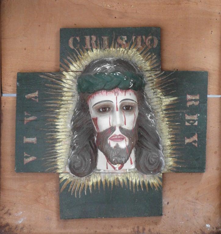 Early 20th Century Mexican Nicho Con Cristo