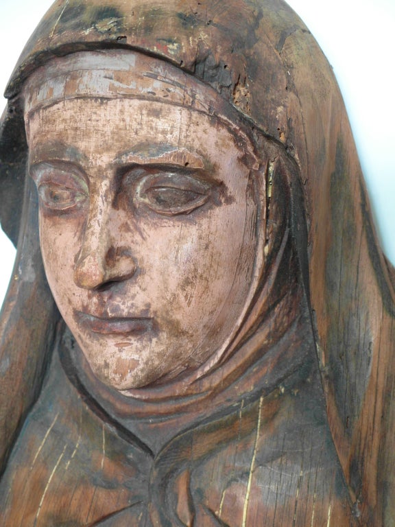 Colonial Mexican Carved Teresa of Avila In Excellent Condition For Sale In San Miguel Allende, GTO