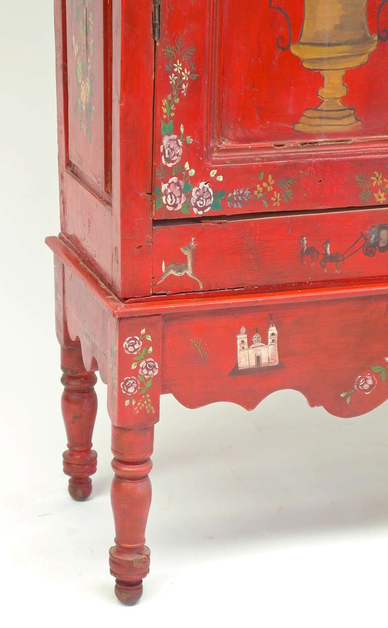 Mexican Tall Lacquered  Cabinet from Olinala In Excellent Condition For Sale In San Miguel Allende, GTO
