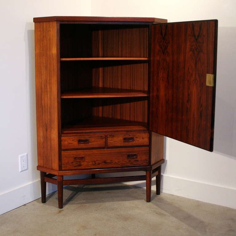 Vintage Danish Rosewood Corner Cabinet 1
