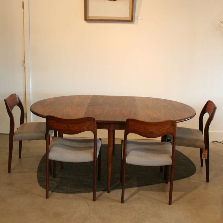 Vintage Rosewood Dining Table 3