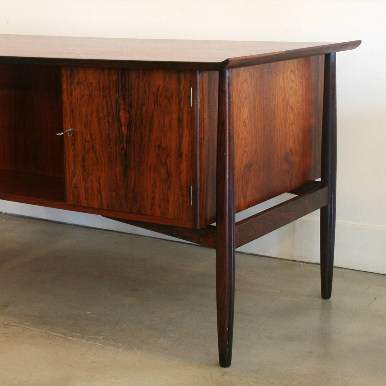 Vintage Danish Rosewood Desk In Excellent Condition In Vancouver, BC