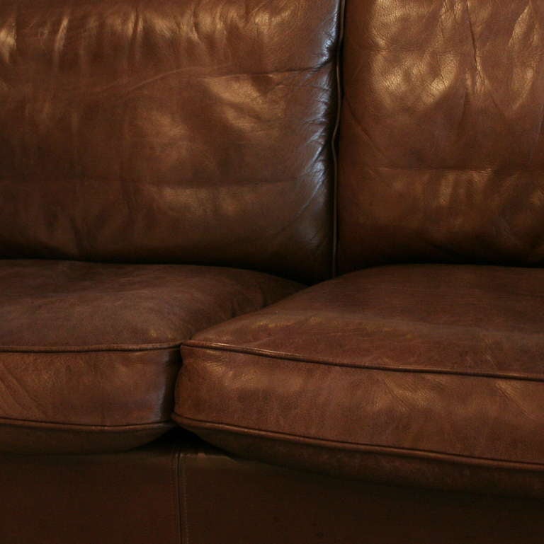 Vintage Brown Leather 2-seat Sofa 1