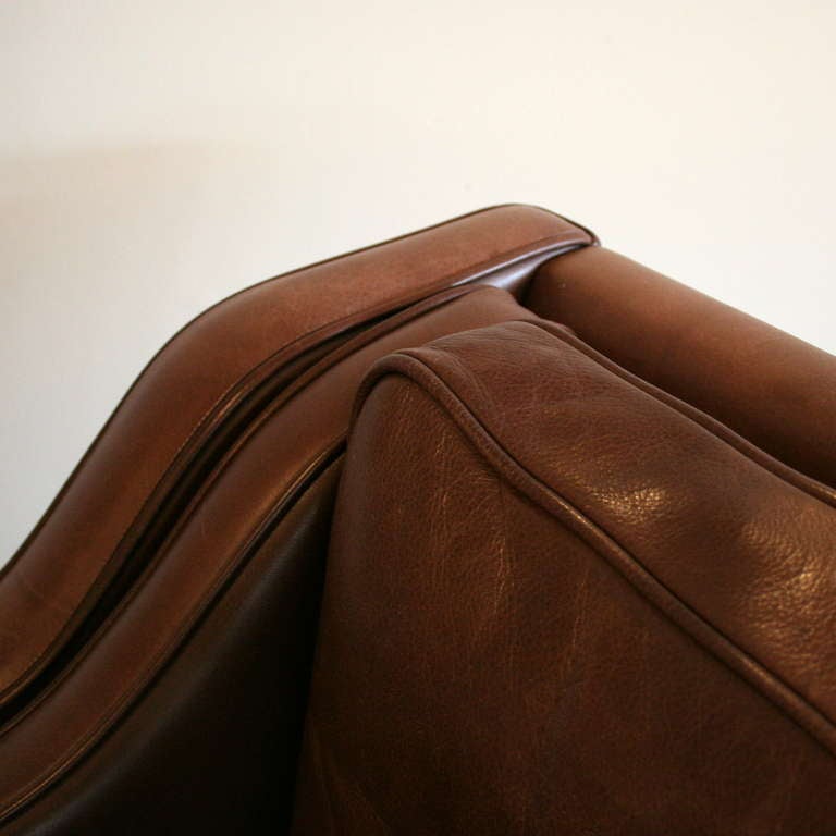 Vintage Brown Leather 2-seat Sofa 3