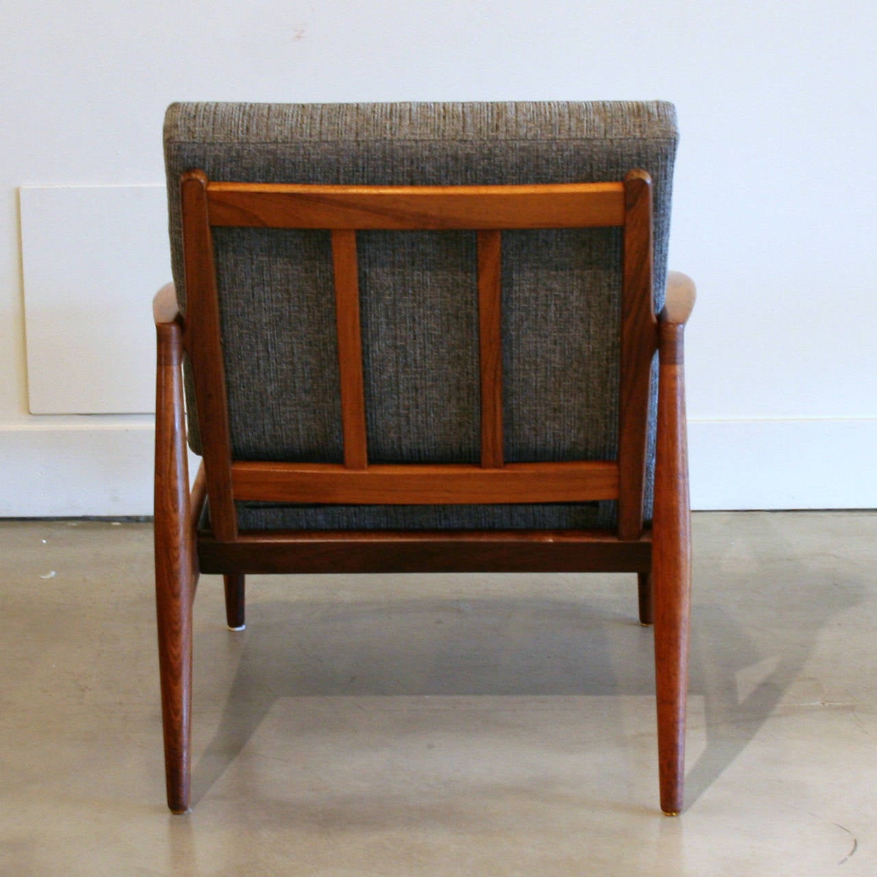 Mid-Century Modern Vintage Rosewood Lounge Chair