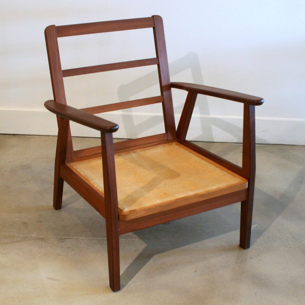 Vintage Danish Teak Lounge Chair In Excellent Condition In Vancouver, BC