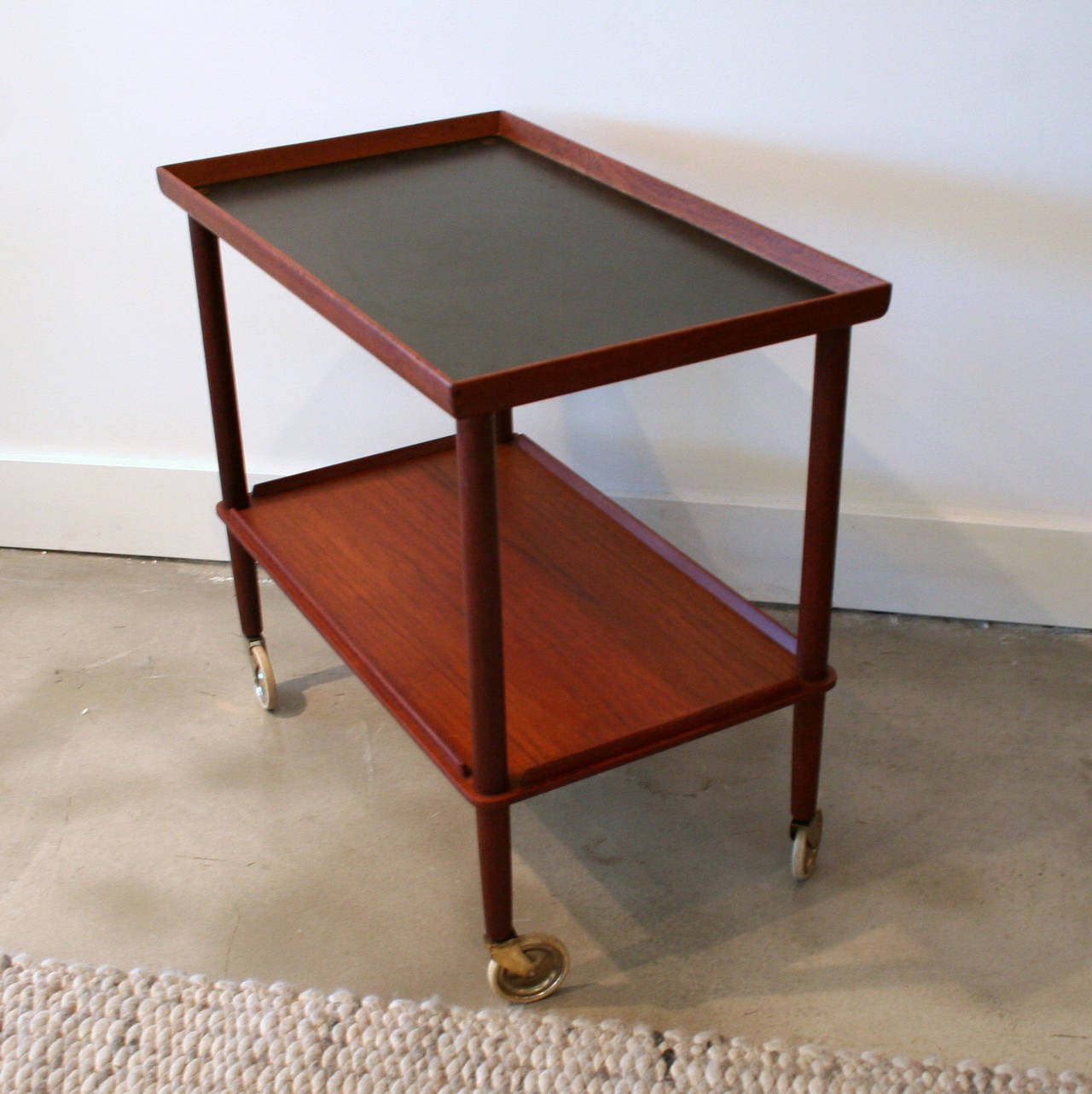 Vintage Danish Teak Bar Cart In Excellent Condition In Vancouver, BC