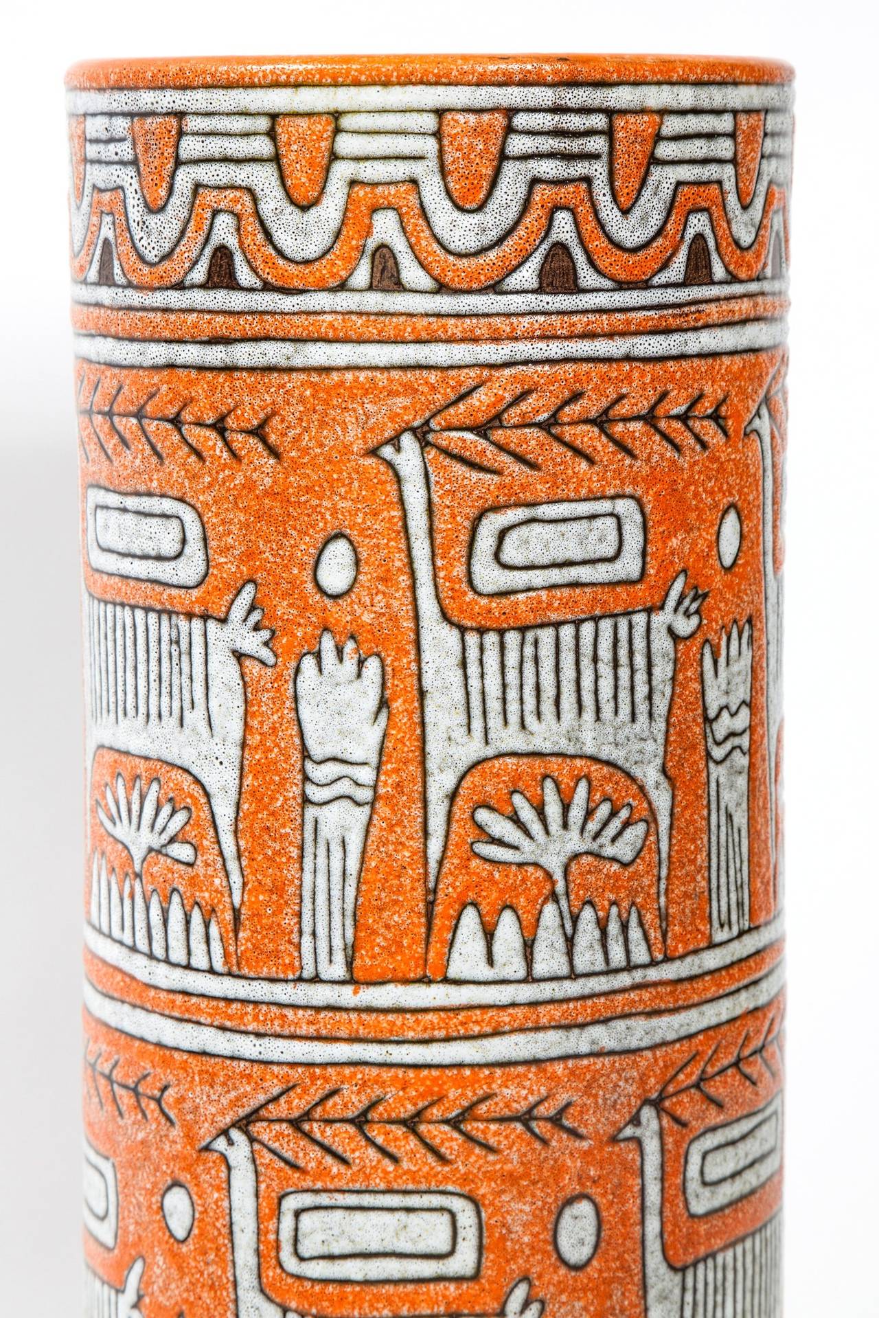 A beautifully mastered and rare extra-large floor vase with a graphic deer motif in a textured orange, white and black design with a blue gray interior glaze, circa 1950s. It's in keeping with the great ceramic masters of the time period like