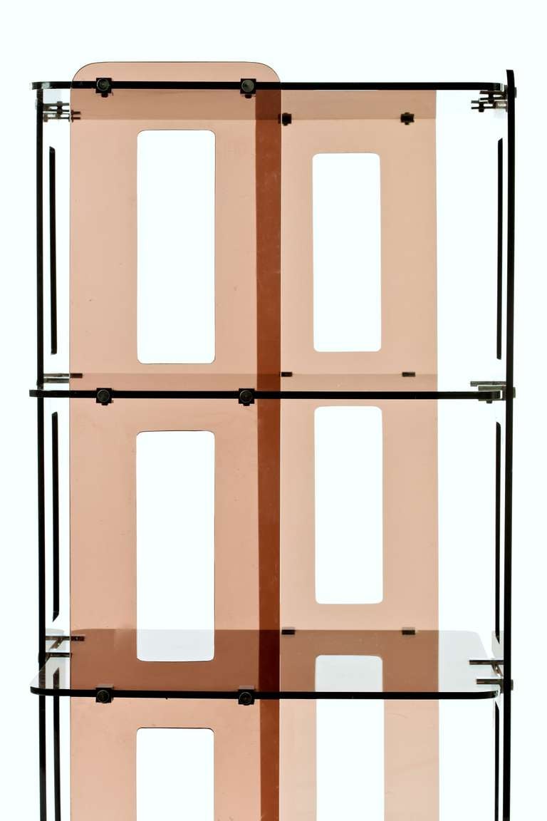 1970s French Lucite Bookcase in the Manner of Boris Tabacoff In Good Condition In New York, NY