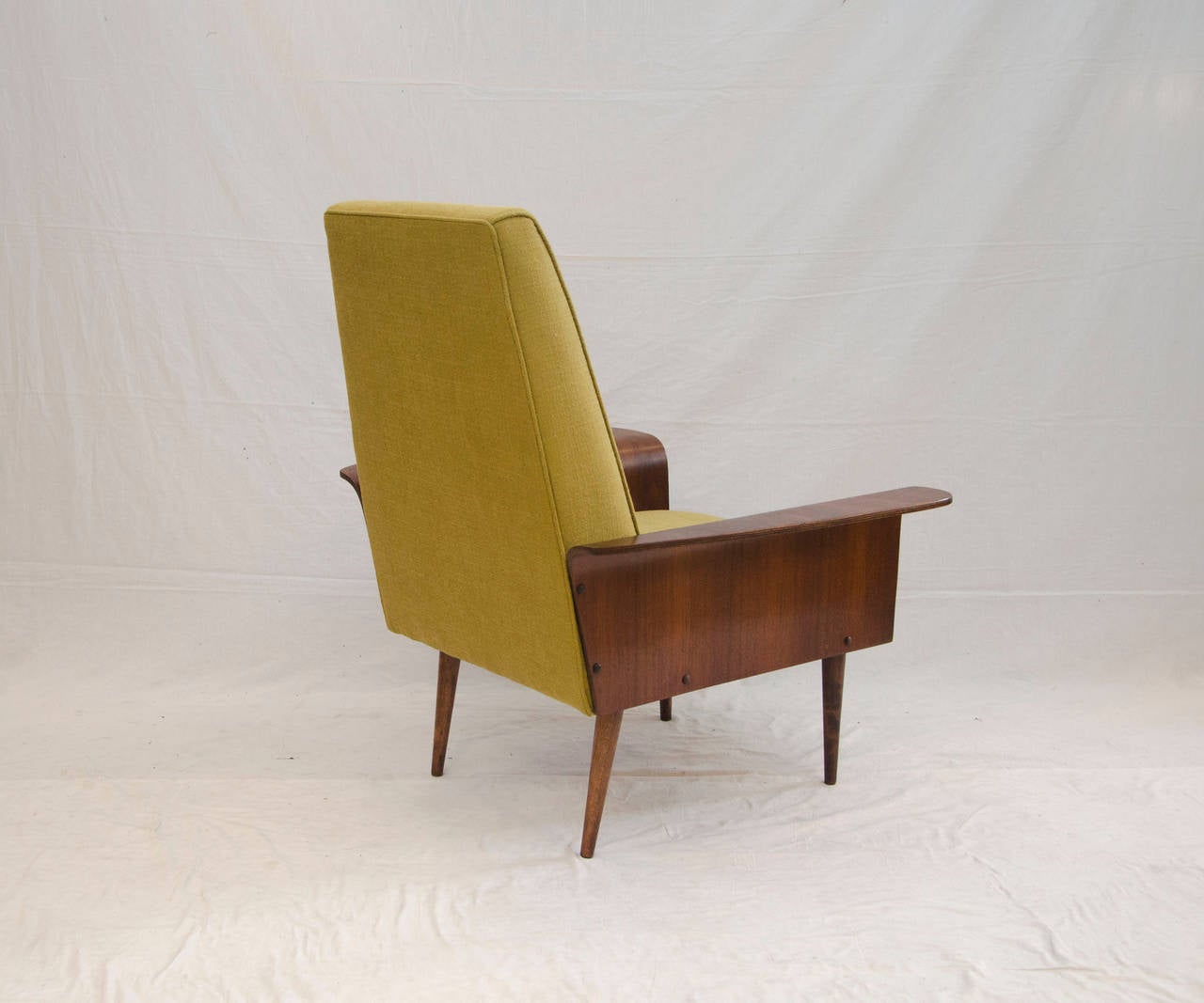 20th Century Walnut Bent Ply Lounge Chair in the Style of George Mulhauser