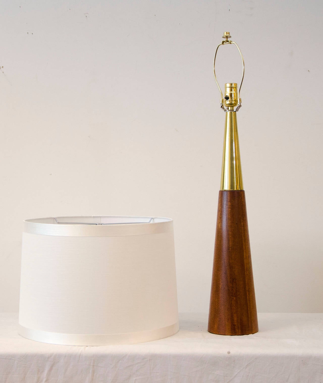 Mid-Century Modern Mid Century Table Lamp in the Style of Tony Paul