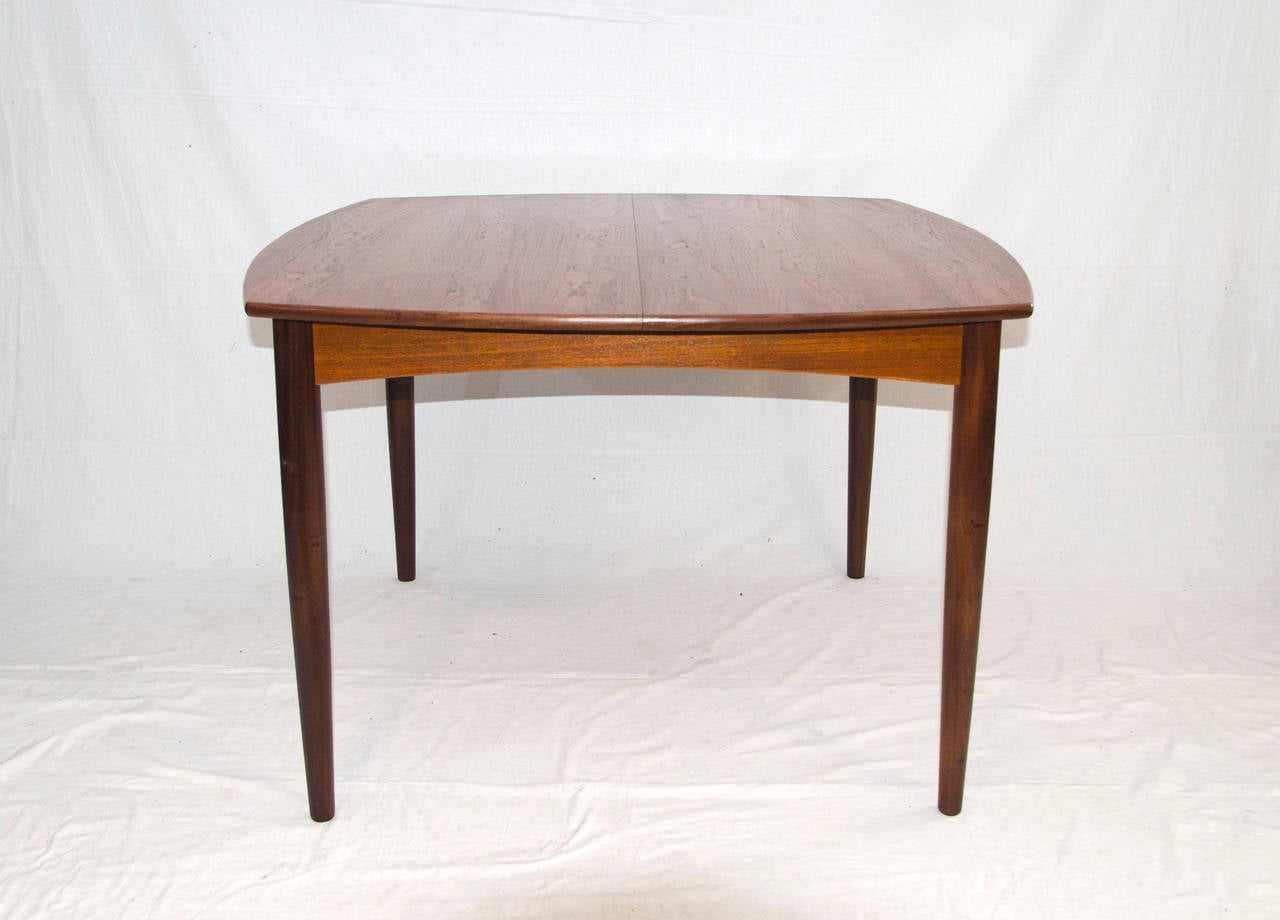 Small size Danish walnut table with one (22