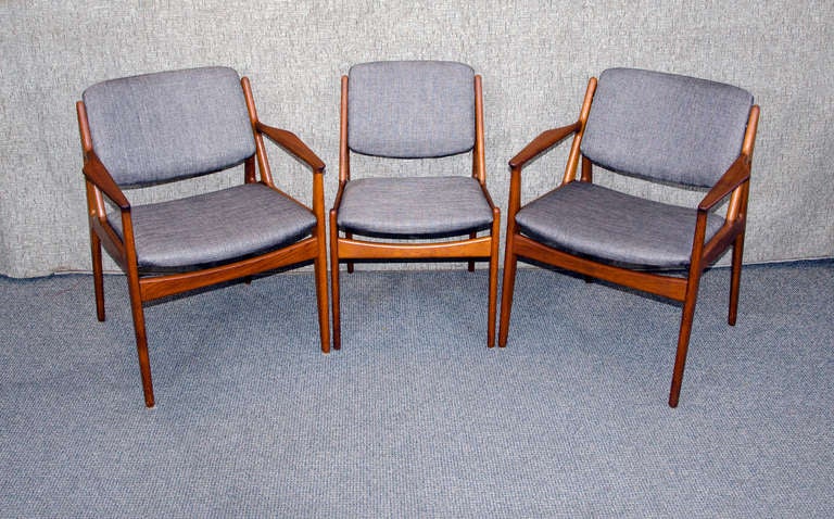 Danish Teak Swivel Back Dining Chairs Set of 6 Arne Vodder In Excellent Condition In Crockett, CA