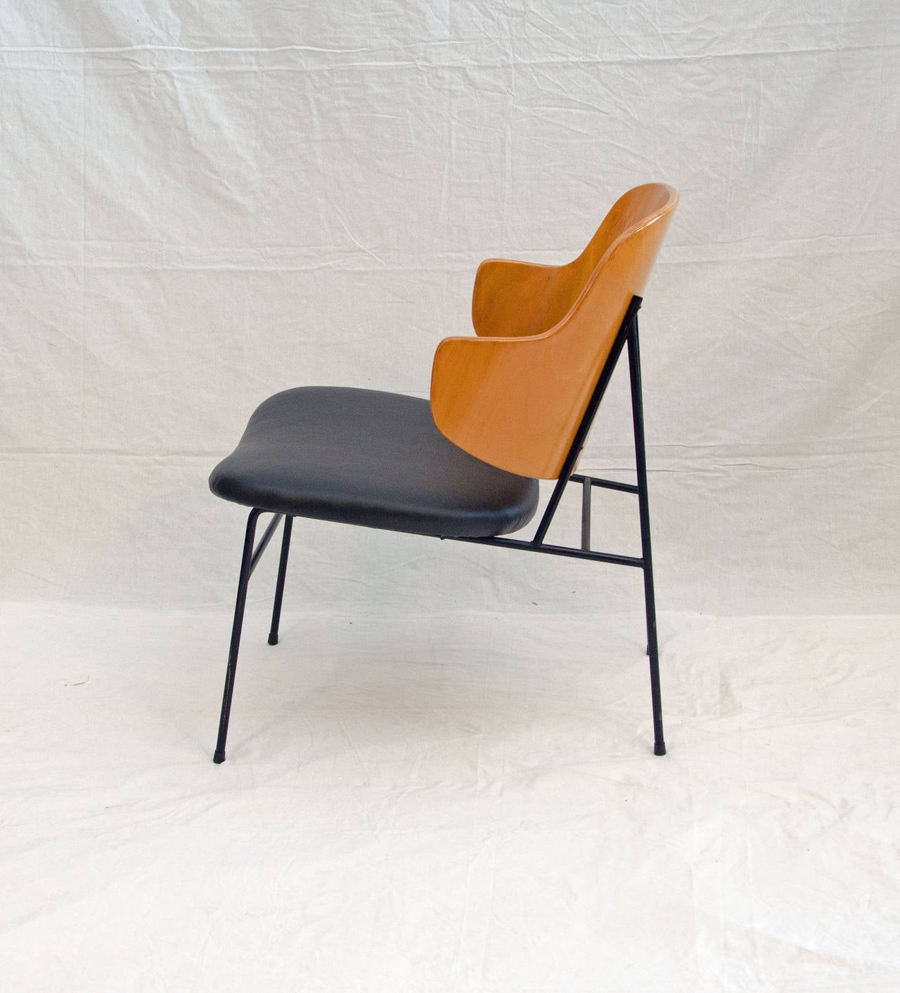 Mid-Century Penguin Chair, Ib Kofod Larsen In Excellent Condition In Crockett, CA