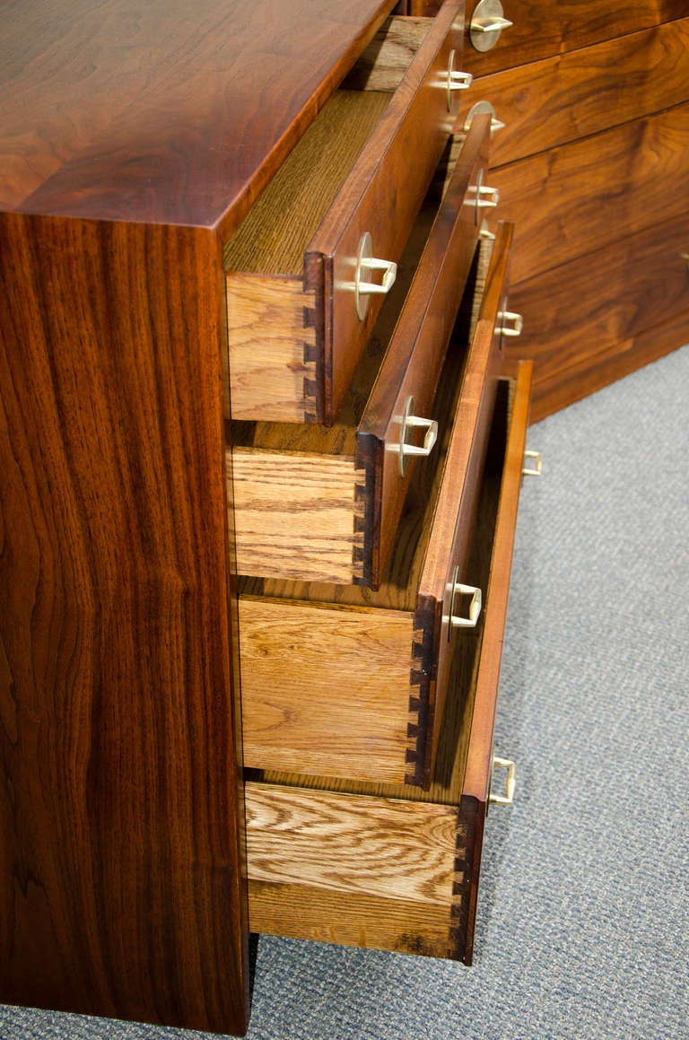Pair of Mid Century Walnut Chests / Small Dressers at 1stdibs