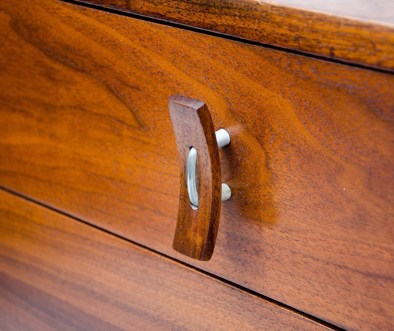 Mid Century Walnut Dresser by Stanley Young for Glenn of California In Good Condition In Crockett, CA