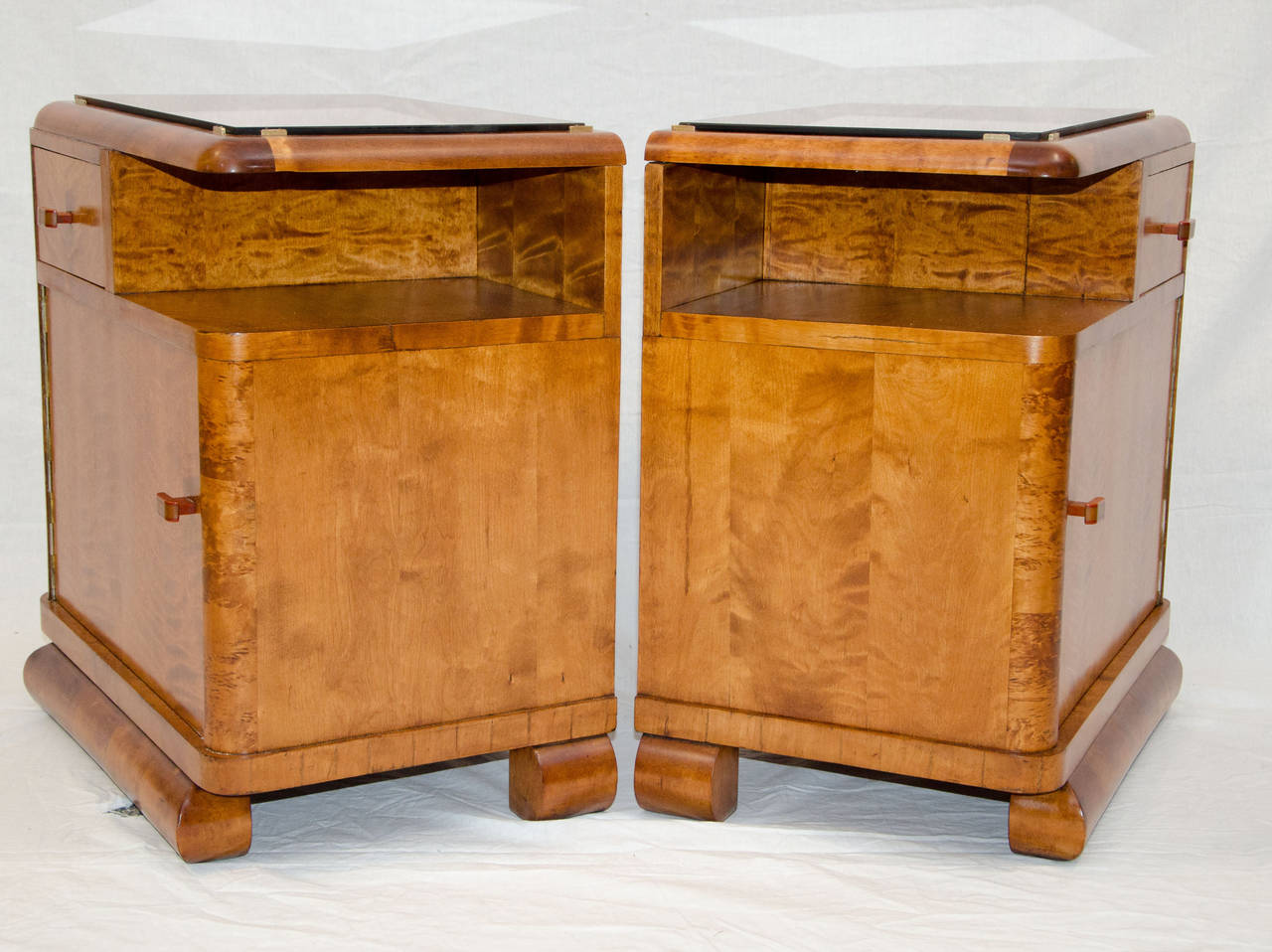 Pair of Nightstands, French Art Deco In Good Condition For Sale In Crockett, CA