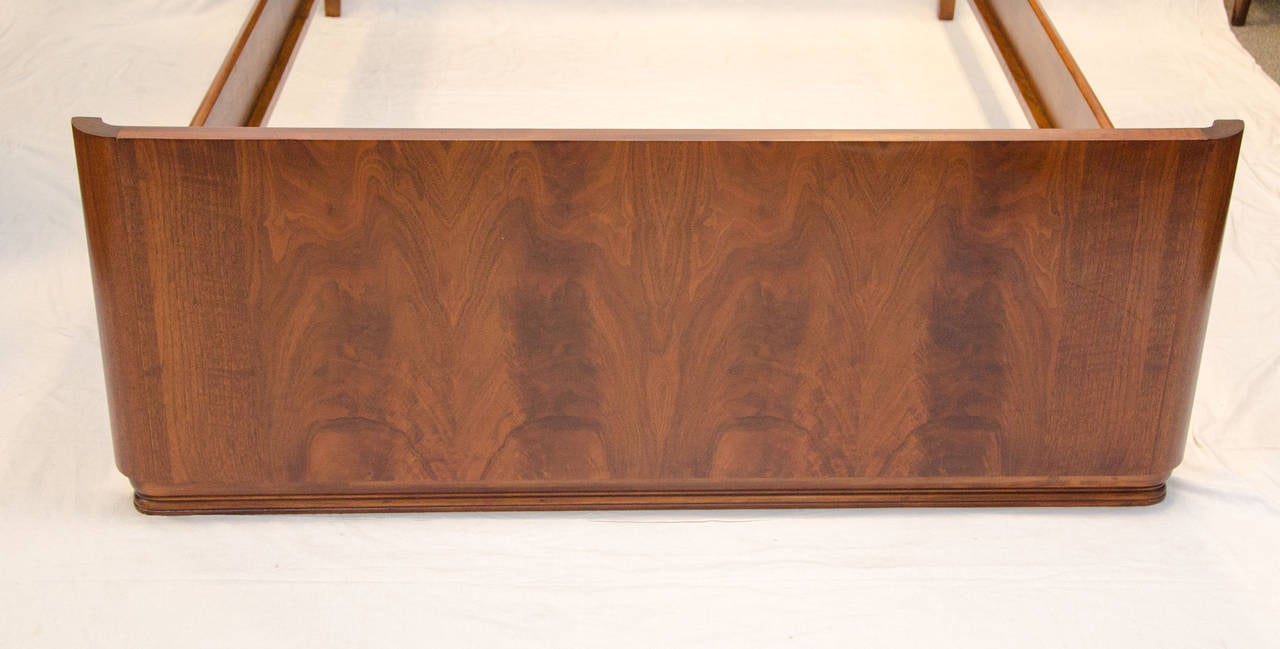 American Art Deco Mid Century Full-Size Burled Walnut Bed