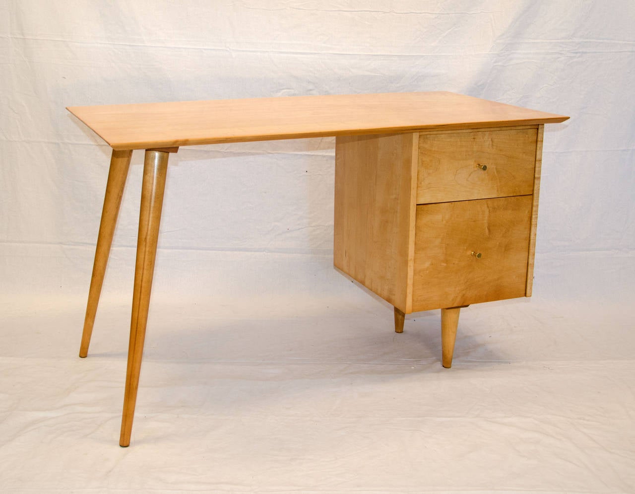 Mid-Century Desk, Paul McCobb Planner Group In Excellent Condition For Sale In Crockett, CA