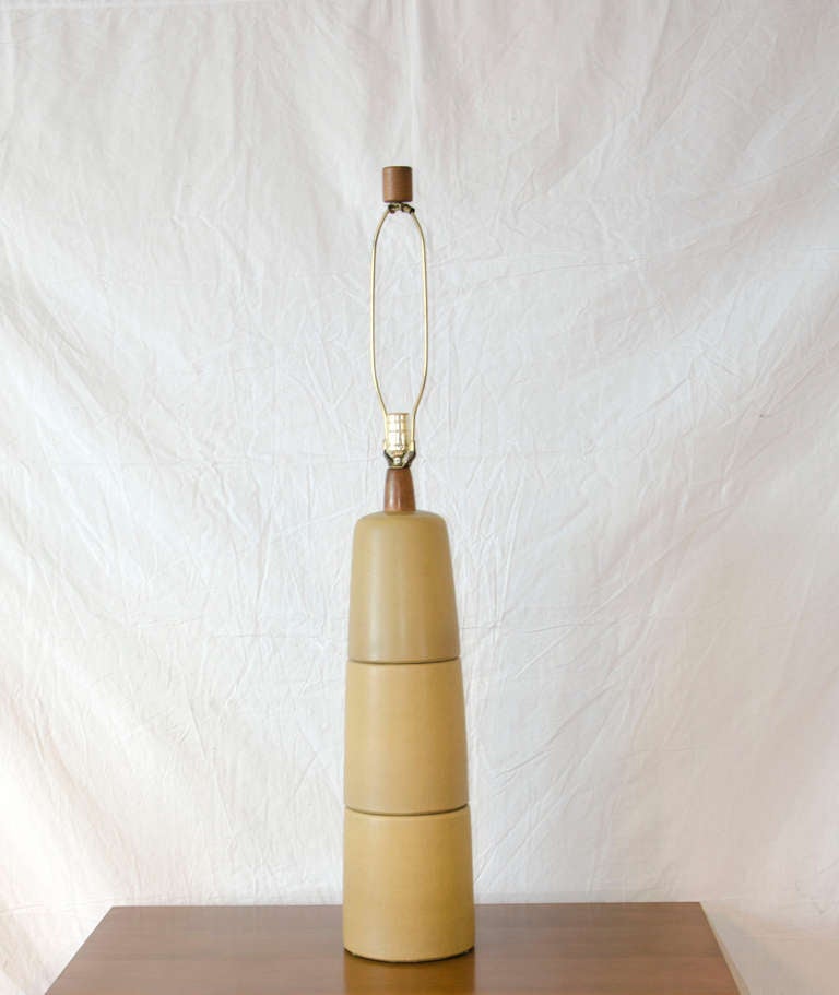 Iconic lamp designed by Gordon Martz for Marshall Studios. The tall tapered (8