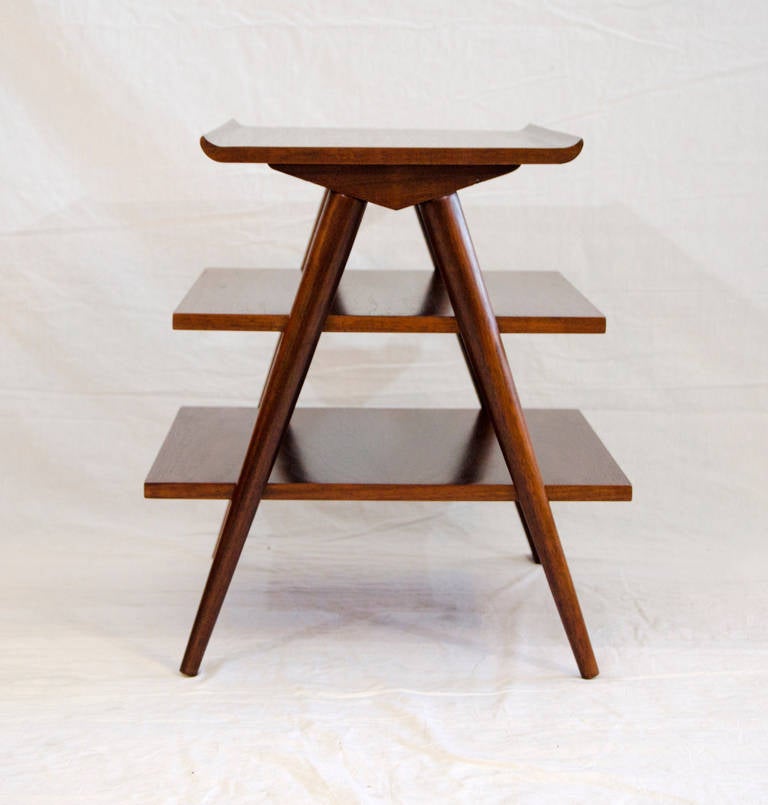 Mid-20th Century Mid-Century American of Martinsville Magazine End Table