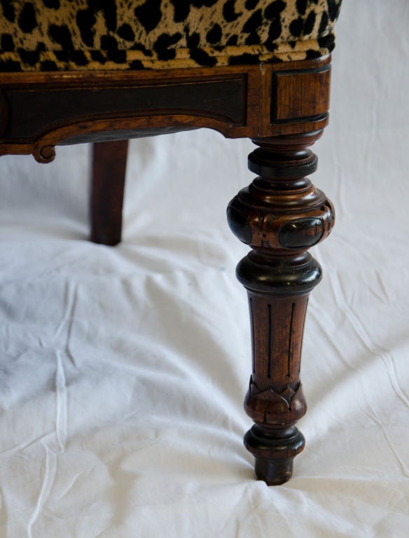19th Century American Victorian Walnut Dining Chairs 6