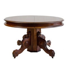 19th Century American Victorian Walnut Dining Table