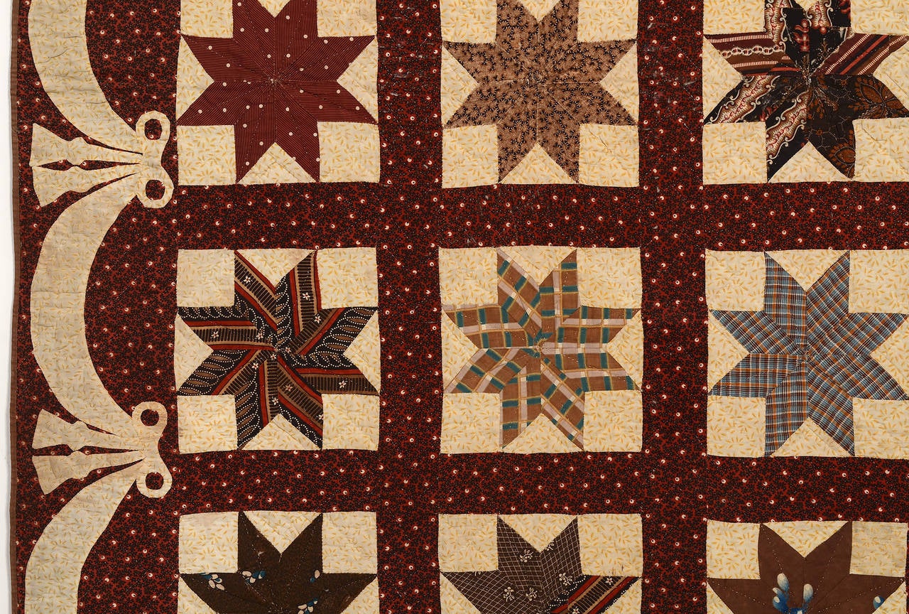 Lemoyne Stars Quilt with Swag and Bow Border In Good Condition In Darnestown, MD