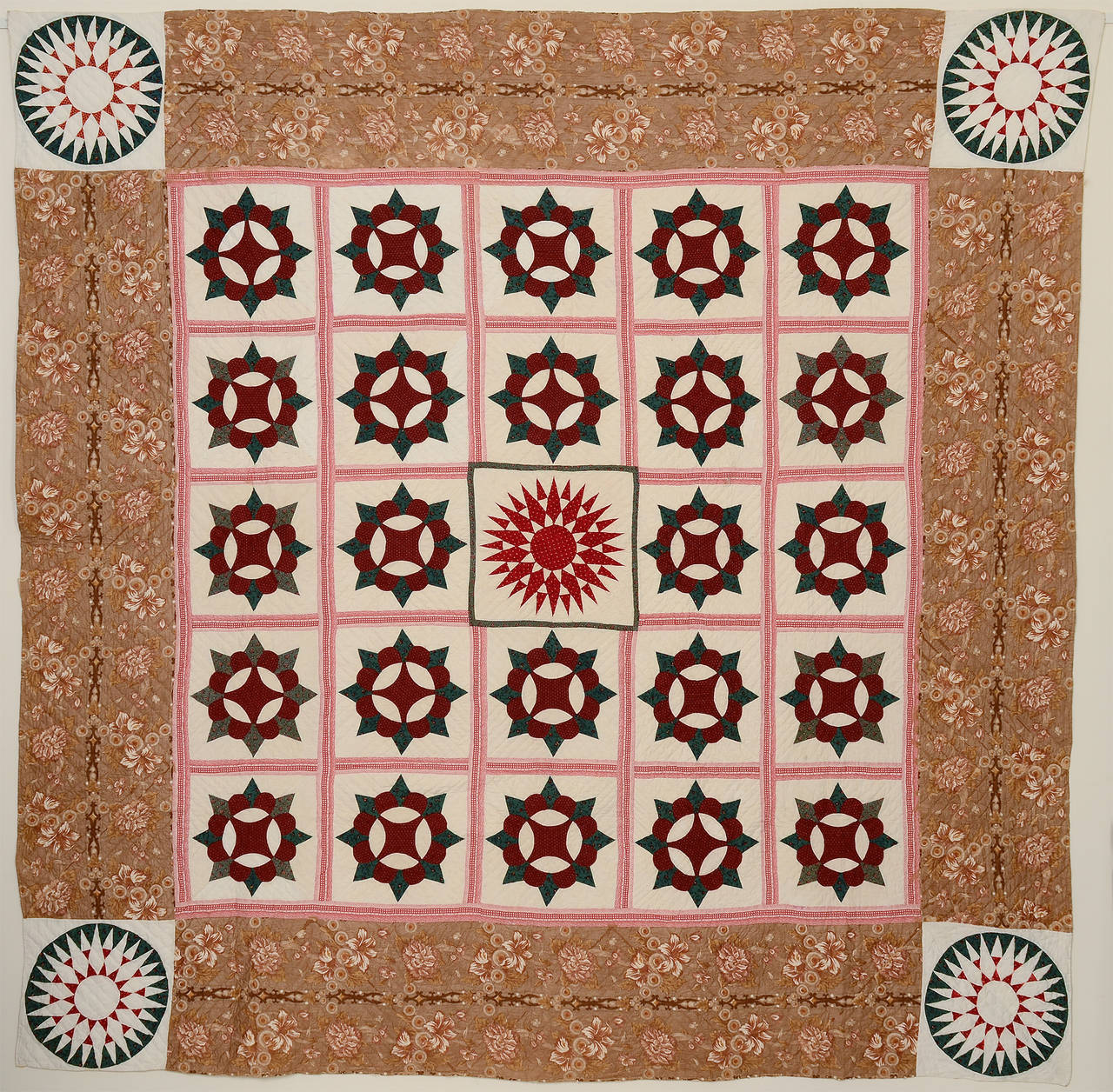 Caesar's Crown with Mariner's Compass Quilt